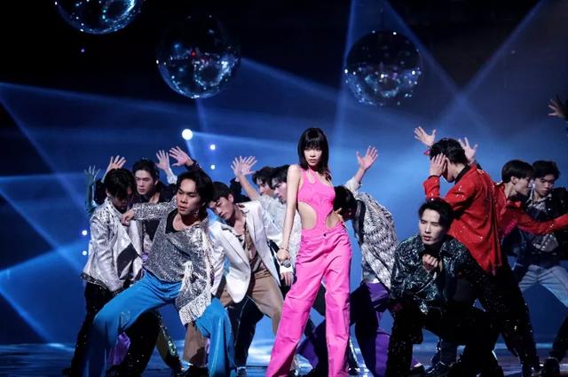 引燃2022线上春节档，爱奇艺年货片单拉满新年期待值