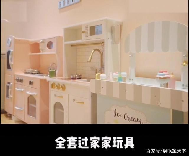 陈赫妈妈晒居家逗娃日常，因配文含糊，网友猜测保姆也一起被隔离