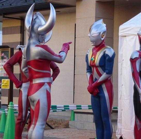 奥特曼：我没有你们想的这么好，我也有喜怒哀乐，我也有感情