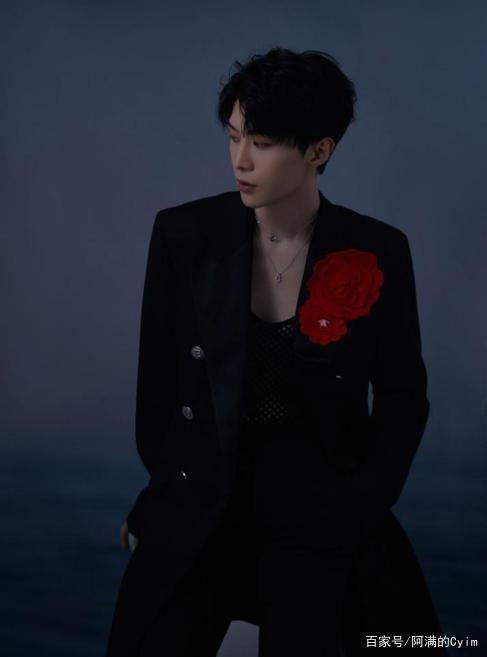 范丞丞新数字单曲《过度呼吸》的第一阶段演出