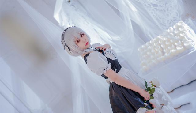 三组国人漂亮COSER扮演的手游《碧蓝航线》角色“天狼星”！