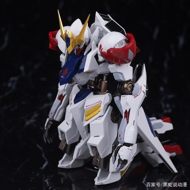 MR魂巴巴托斯高达天狼座实物详解武装到牙齿的三流机师专属座驾