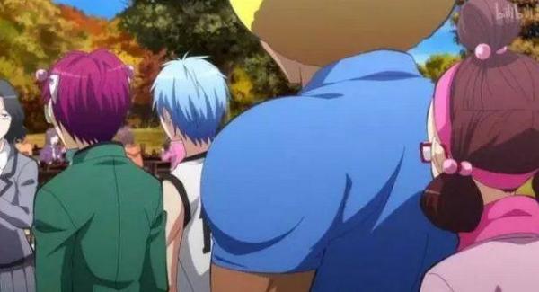 动漫中的经典乱入，黑子齐木客串《暗杀教室》，魔禁夏娜互相串门