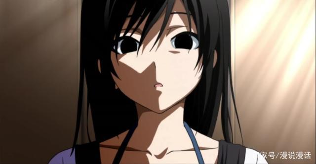 动漫：喜欢你，便在暗处“痴痴的”看着你