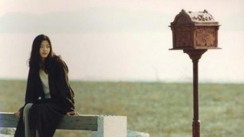 一场跨时空的爱情，充满了相恋不能相见的无奈