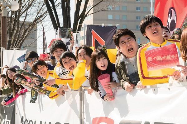 人气漫改《飙速宅男》真人版首登大屏幕，零替身演员上坡！