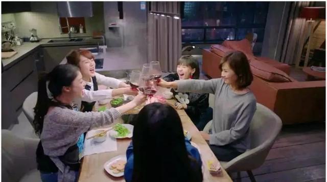 因为一部《咒术回战》二创作品，日本网友明白到“日本正在变穷”