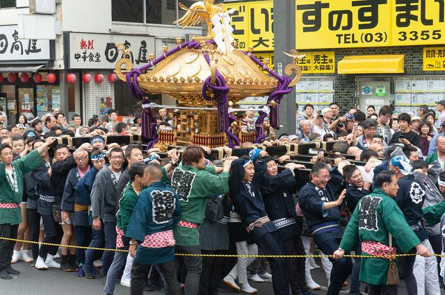 夏日祭为何在国内层出不穷，动漫二次元其实就是一种文化入侵
