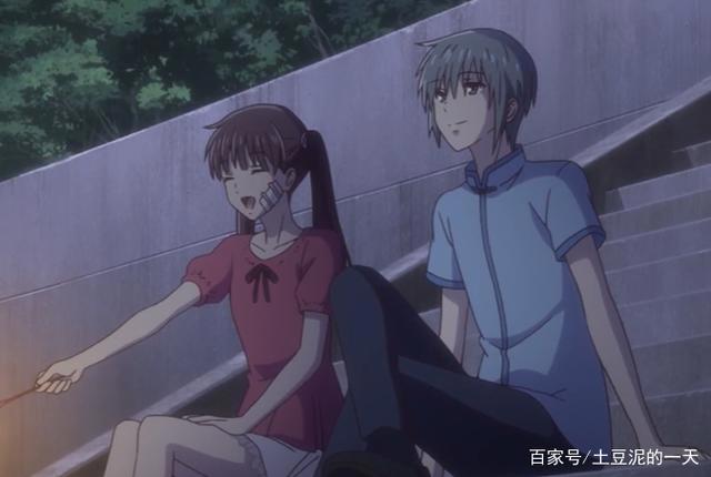 水果篮子：小透CP分析，“夹透恋”或将开启