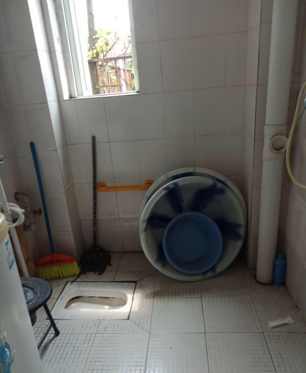 8岁女童模仿《熊出没》坠亡！家长错了？动画片“背锅”了吗？