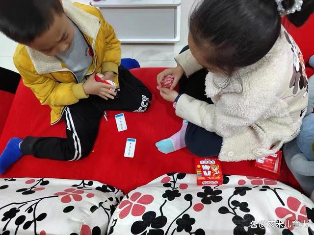 奶奶用“妙”法子带娃，4岁娃半月学会200个成语，上学后成绩突出