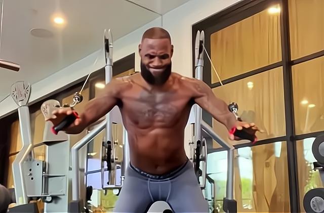 终于来了！尘封34年的纪录将被打破！詹姆斯创历史，38岁冲第五冠