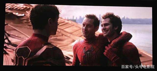 《蜘蛛侠3》三蛛同框！46岁托比马奎尔复出，苍老憔悴，令人唏嘘