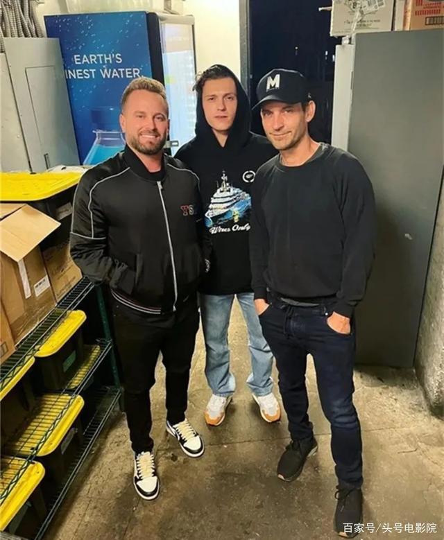 《蜘蛛侠3》三蛛同框！46岁托比马奎尔复出，苍老憔悴，令人唏嘘