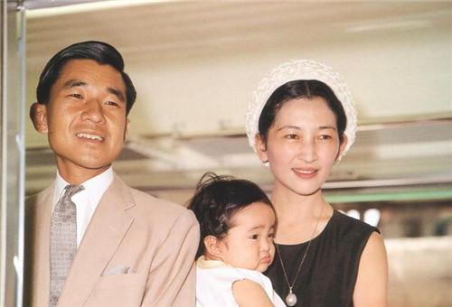 日本贵族女子学校：出过2任皇后，学生皆贵族，毕业还给介绍对象