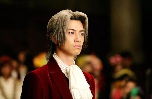 《逆转裁判》：知名IP背后的辛酸路，从游戏到动漫，它反转再反转