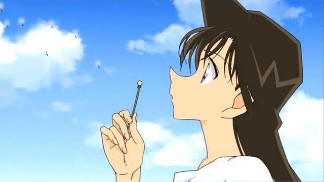 日本网友评选“最想吐槽发型”，毛利兰只排第三，第一明明很可爱