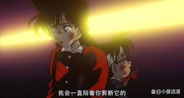 你以为柯南动画只在正片里撒糖？不，它在剧场版里撒更多