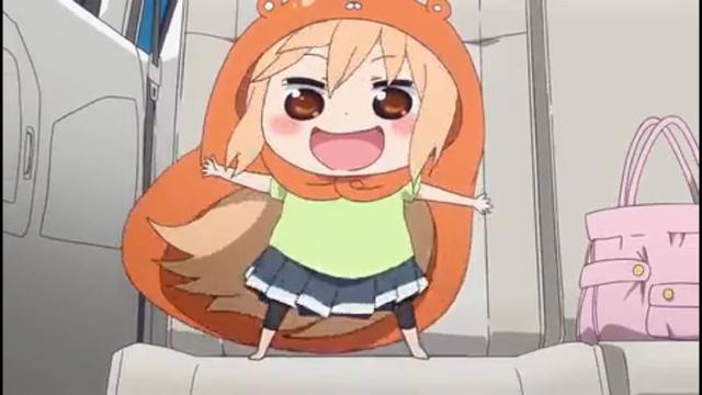 动漫中无时不刻在卖萌的角色，猫咪老师经典，她真的很可爱