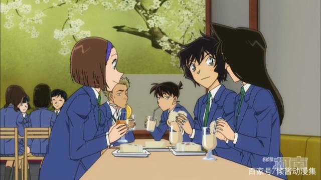 名侦探柯南：帝丹高中修学旅行，同框的新兰发糖知多少？