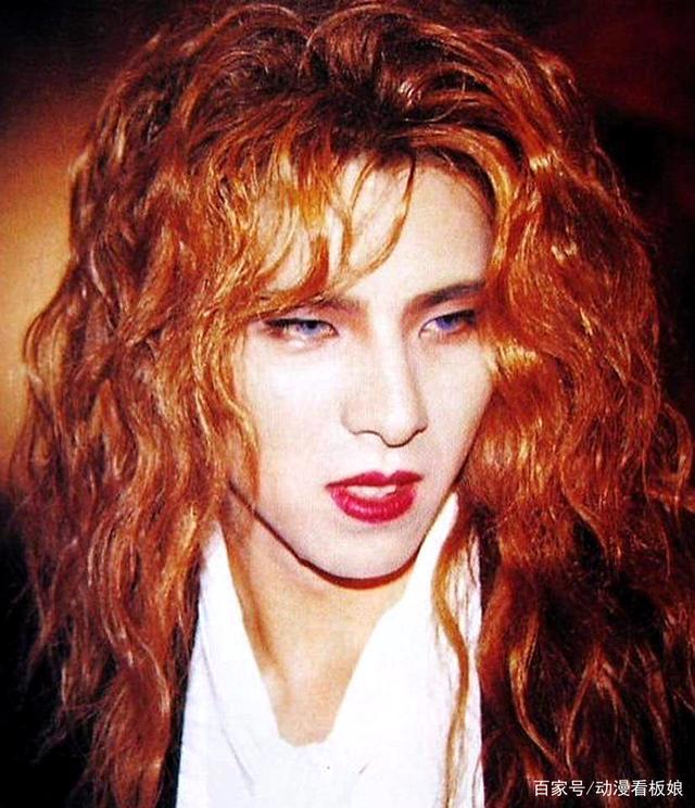 日本宝藏级艺人，打破次元壁手撕漫画脸，宅男梦想中的“神宅”