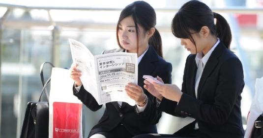 一位日本动漫宅，月薪17万，近1/3的钱都用来追二次元，让人惊讶