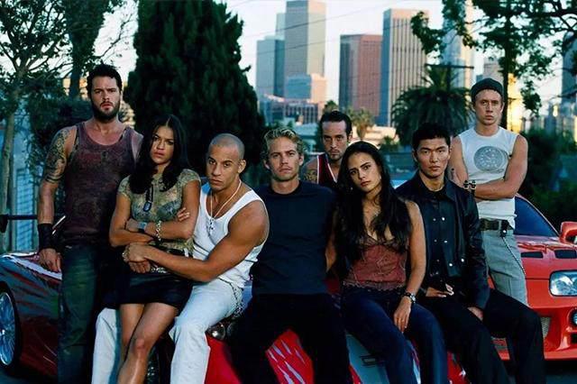 这7款电影里的神车，个个都神通广大，看到最后一个我笑了，国产车也能这么牛