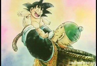 七龙珠：看到小悟空扑到爷爷悟饭怀里，观众：我的眼里进沙子了