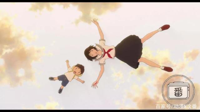 细田守笔下这部两极分化的动画，我看到的却是光怪陆离与家族温情