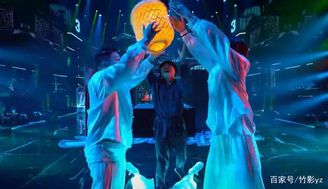 播一季火一季，又被这档综艺“炸”到了