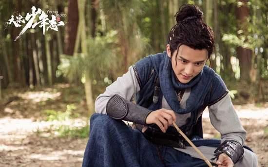 张新成英语圈粉！爱豆业务能力过关，业余技能才成加分项