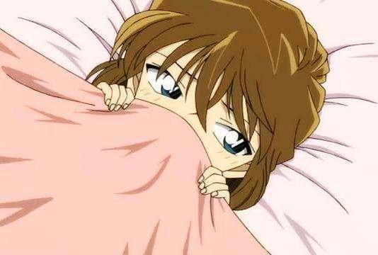 这是一部推理动漫，但是越看越感觉像偶像剧