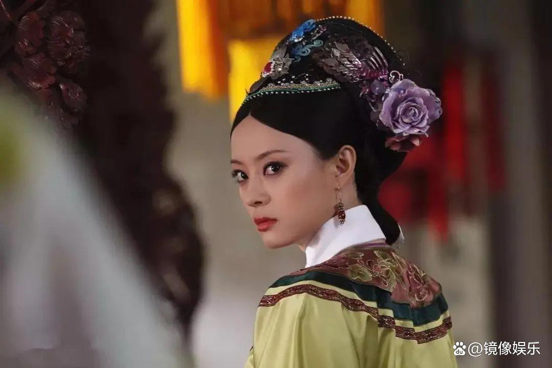 配音不行,原声台词更不行,偶像派演员们如何抉择?<br/></p></a><div class='tp_footer'><a href='/body/20221028/281288.html'>1</a><a class='tp_footer_sel' href='/body/20221028/281288_1.html'>2</a><a href='/body/20221028/281288_2.html'>3</a><a href='/body/20221028/281288_3.html'>4</a><a href='/body/20221028/281288_4.html'>5</a><a href='/body/20221028/281288_5.html'>6</a><a href='/body/20221028/281288/'>查看全文</a></div></div><div class='lab'>猜你喜欢</div><ul class='tp_list2'><li class='tp_list2_img2'><a href='/body/20221028/281292.html'><label>如何看待声优偶像化?只会配音无法在声优界生存!</label><p><em><img alt='如何看待声优偶像化?只会配音无法在声优界生存!' class='lazyload' src='/images/loading.gif' data-src='https://i.jiufanju.com/thumbnail/2022/1028/072552_36280.jpg' referrerpolicy=