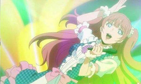 盘点动漫里的人气偶像歌姬，台上台下差距原来这么大