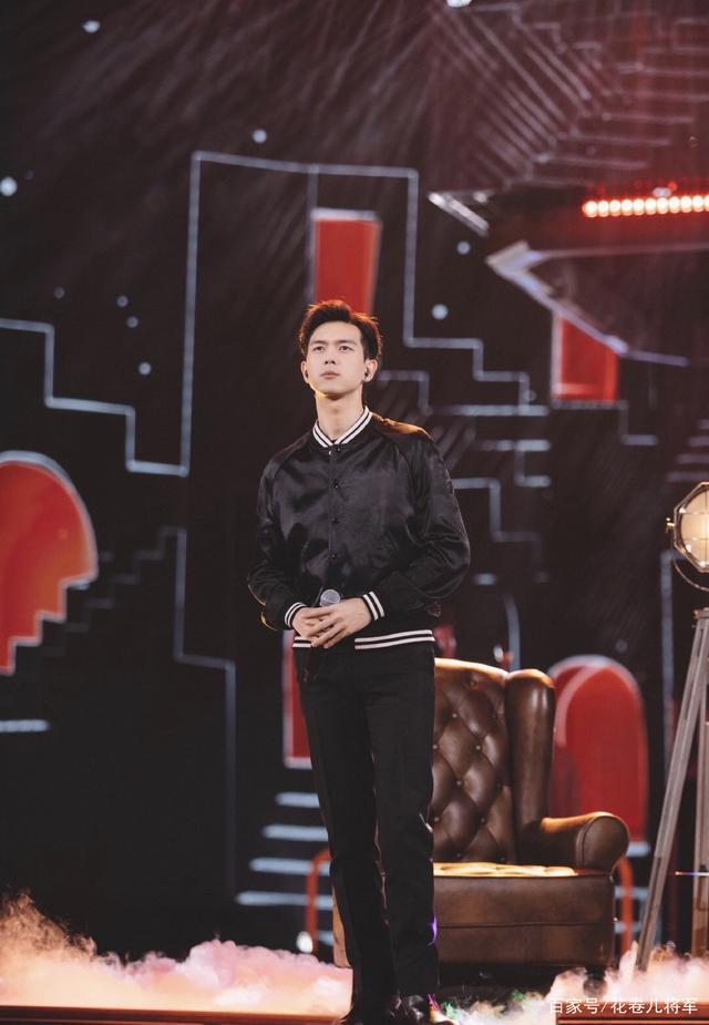 李现跨年晚会首秀，再登热搜！扒一扒李现爆红的那些内幕