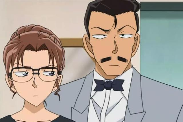 小五郎其实很爱妃英理，哪有什么蠢侦探，只不过是大叔堕落了而已