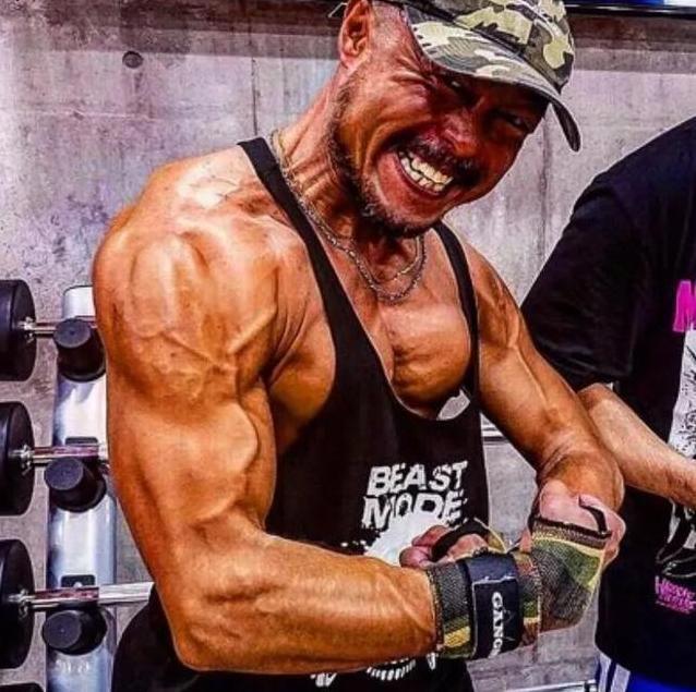 男人的浪漫比拳击更加暴力和热血看完也想战一场