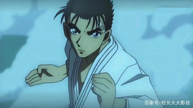 《名侦探柯南：绀青之拳》惊现一拳超人，柯南的风头，都被他抢了