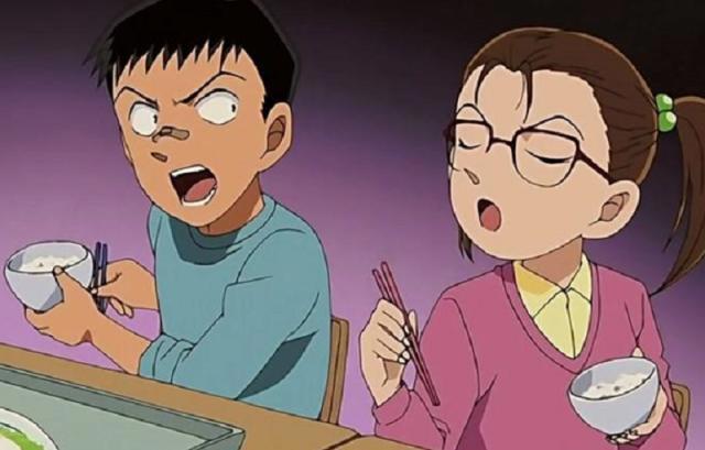 名侦探柯南：侦探们都早恋，新一四岁喜欢小兰，平次七岁喜欢和叶