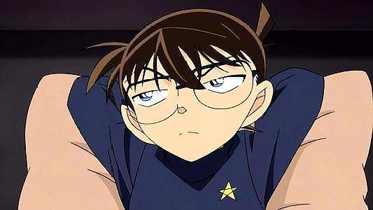 名侦探柯南：为什么柯南喝了白酒就会变回新一，原因竟然是这样的