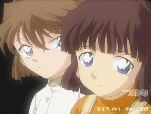 名侦探柯南：撞脸不止新一，小兰和小哀都有，而且几乎一模一样！