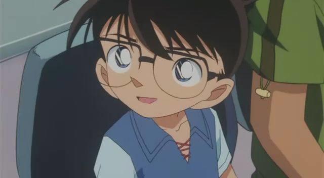 《柯南》中的5大穿帮镜头，这么明显也没看见？配角都该去看眼科