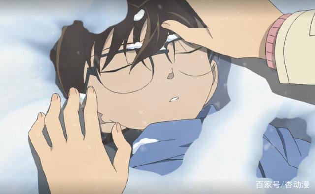 名侦探柯南：面对两位大神，柯南不敢自称侦探，说自己只是小学生