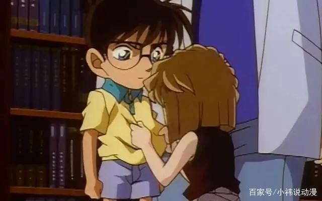 名侦探柯南：小哀在步美房间睡醒，看着属实有点心酸