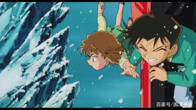 灰原哀，为何你看起来总是那么悲伤，网友表示很心疼