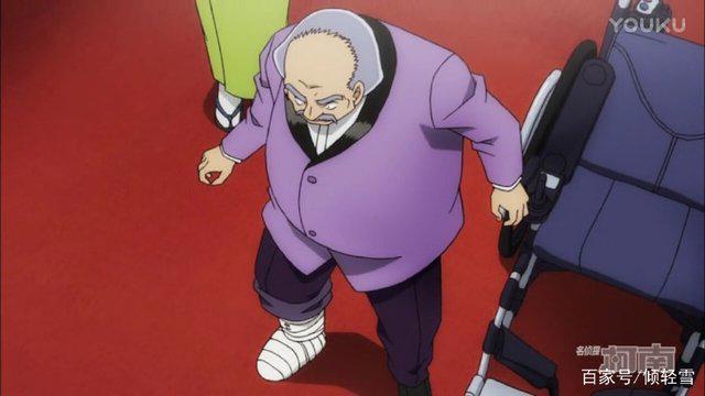 名侦探柯南中的第一起密室杀人案，变小的名侦探13