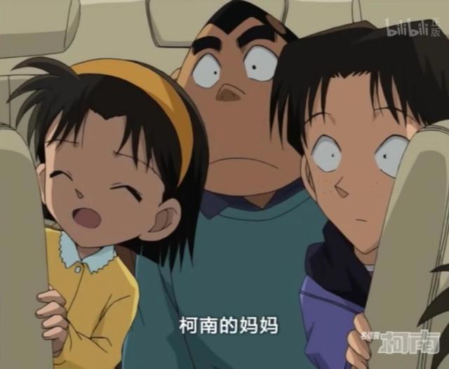 名侦探柯南：步美是少见的明白人，她早就看出柯南喜欢小兰