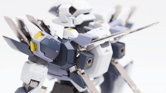 万代《全金属狂潮》ARX-7强弩MB合金版开箱：细致度满分 配件超多