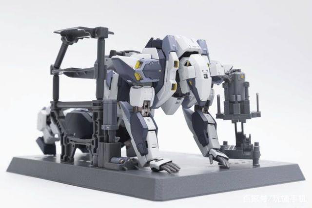 万代《全金属狂潮》ARX-7强弩MB合金版开箱：细致度满分 配件超多