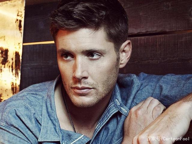 动画电影《蝙蝠侠：漫长的万圣节》发布上部预告，二桶成了蝙蝠侠